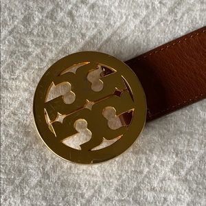 Tory Burch 1 1/2” Logo Belt